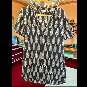 Black & white leaf dress